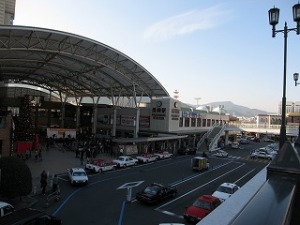�彣�裲��